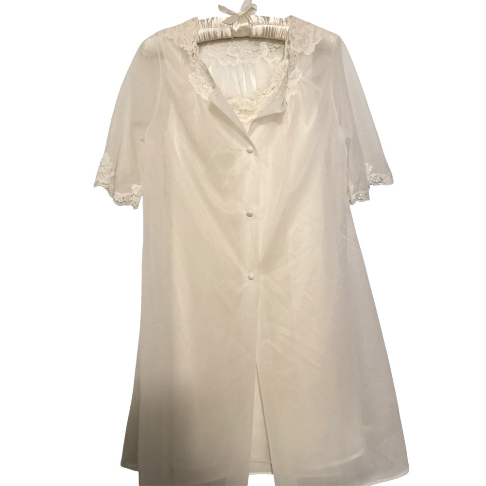 Lorraine Sheer Vntg Peignoir Set, Nightgown & Robe Ivory Lace Petite 60’s Bridal